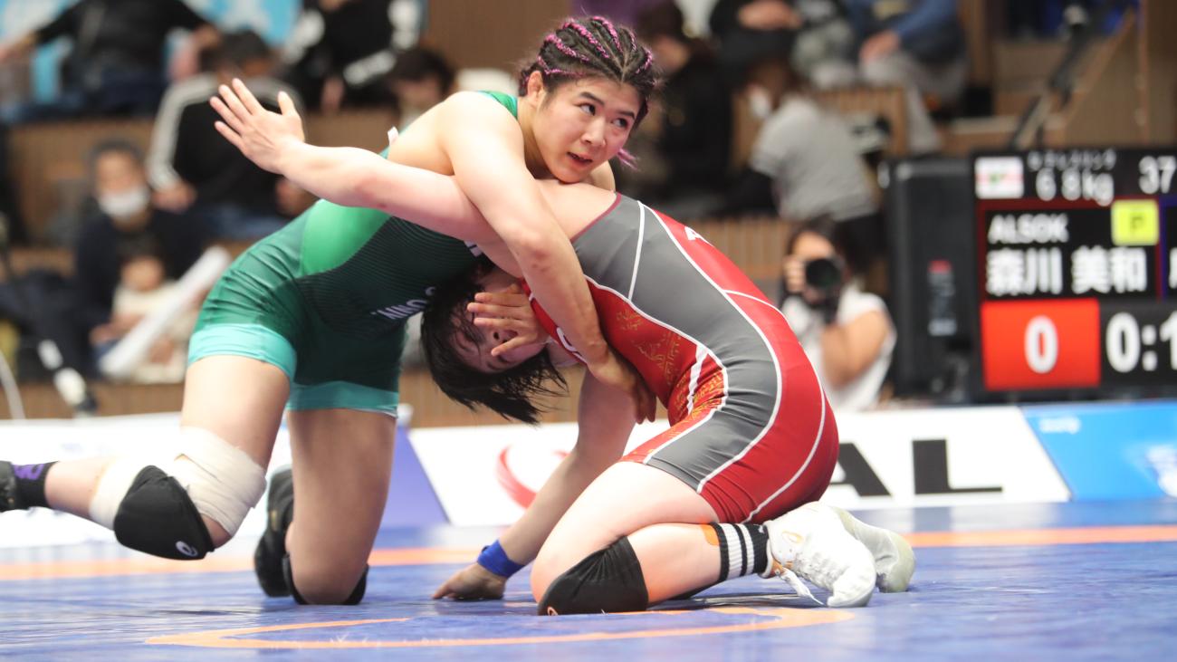 Ozaki keeps Olympic dream alive, glides into 68kg playoff | United